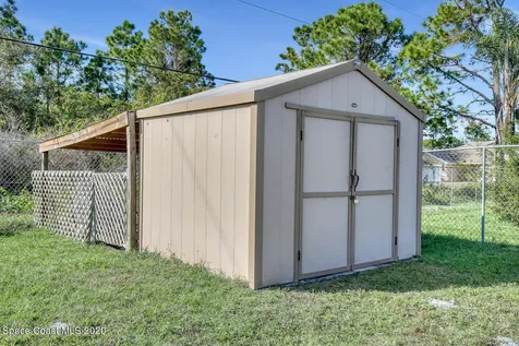910 Ithaca Avenue SE Palm Bay FL 32909