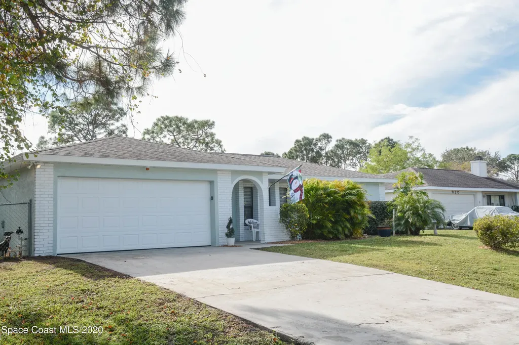 630 Roth Court SE Palm Bay FL 32909