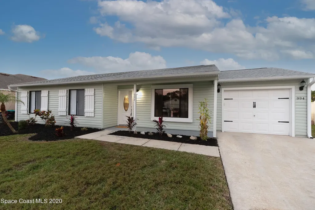 994 Dusseldorf Avenue NW Palm Bay FL 32907
