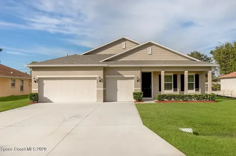 474 Kodiac Avenue SE Palm Bay FL 32909