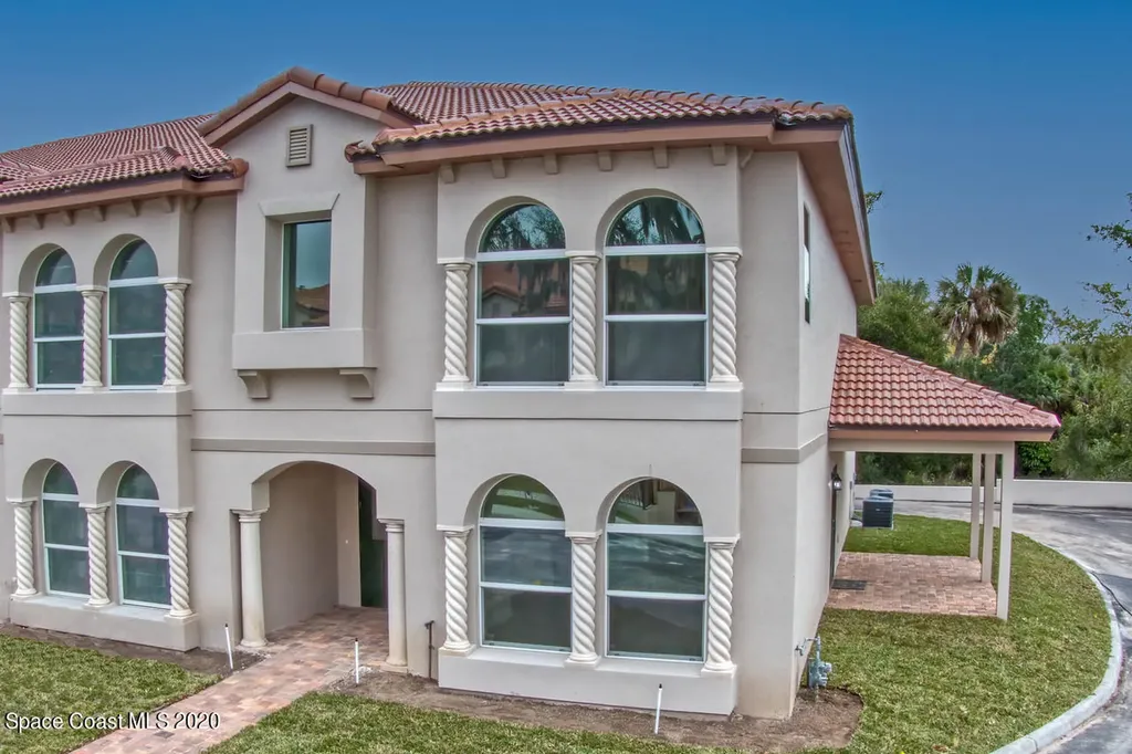 2305 Enjoya Lane Melbourne FL 32901