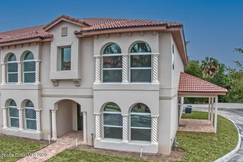 2305 Enjoya Lane Melbourne FL 32901