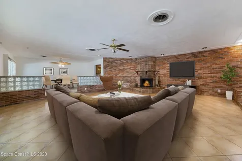 420 Wayne Avenue Indialantic FL 32903