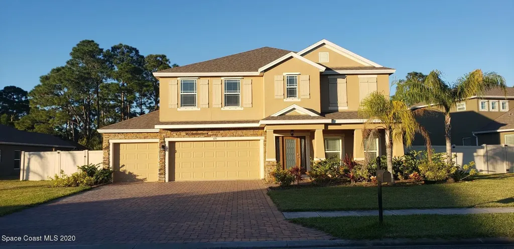 674 Easton Forest Circle SE Palm Bay FL 32909