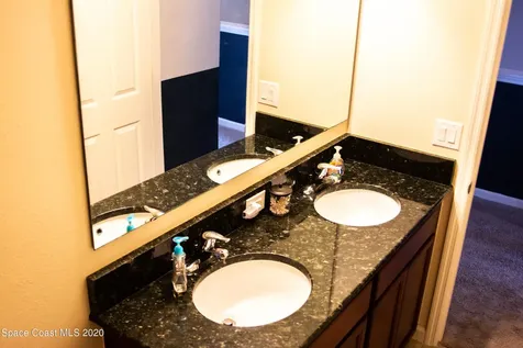 674 Easton Forest Circle SE Palm Bay FL 32909