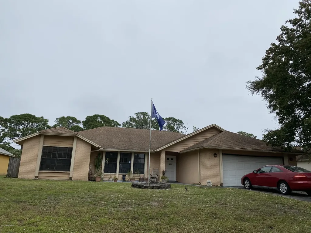 1709 Zaminder Street NW Palm Bay FL 32907