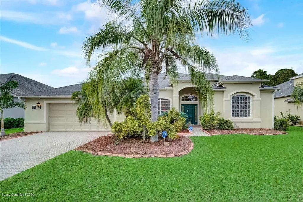 277 Brandy Creek Circle SE Palm Bay FL 32909
