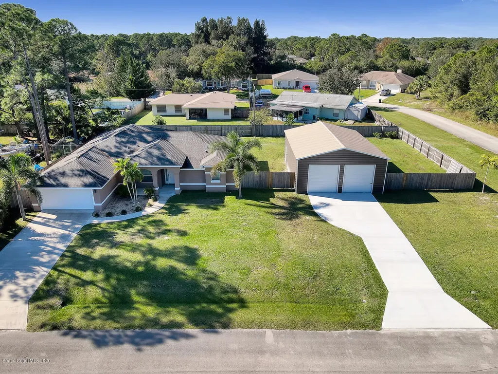 114 Uleta Road SE Palm Bay FL 32909