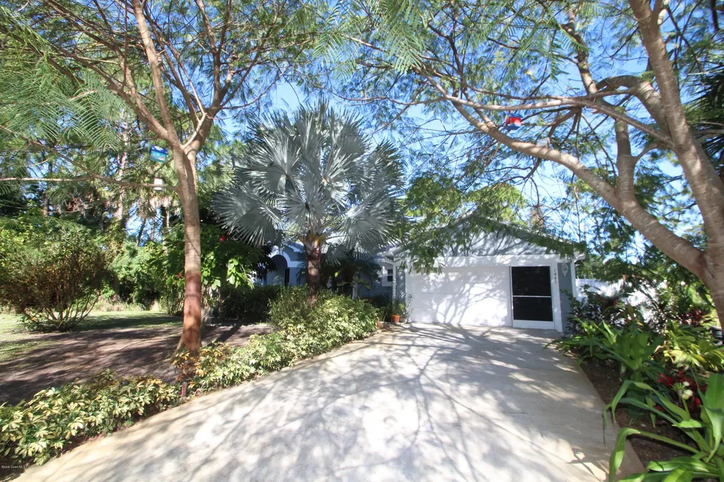 1445 Madison Road NW Palm Bay FL 32907