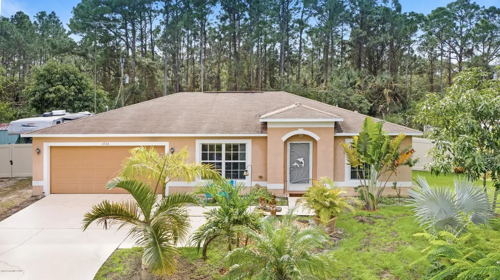 1726 Loquat Court NW Palm Bay FL 32907