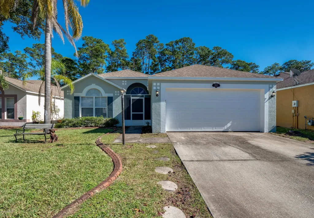 1680 Vista Lake Circle Melbourne FL 32904