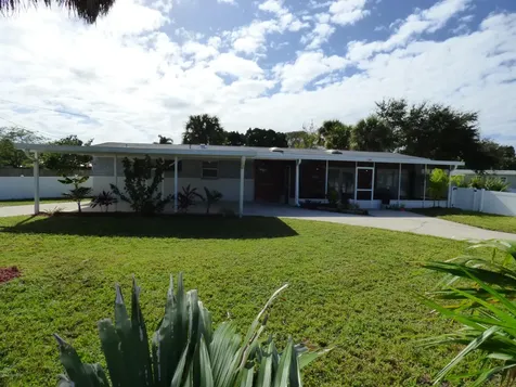 525 Kennwood Avenue Merritt Island FL 32952