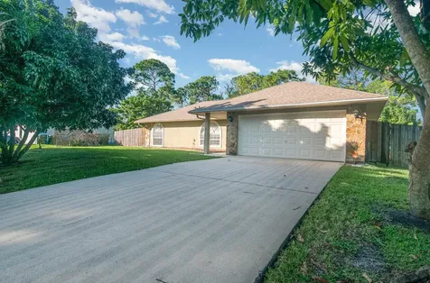 1223 Helliwell Street NW Palm Bay FL 32907