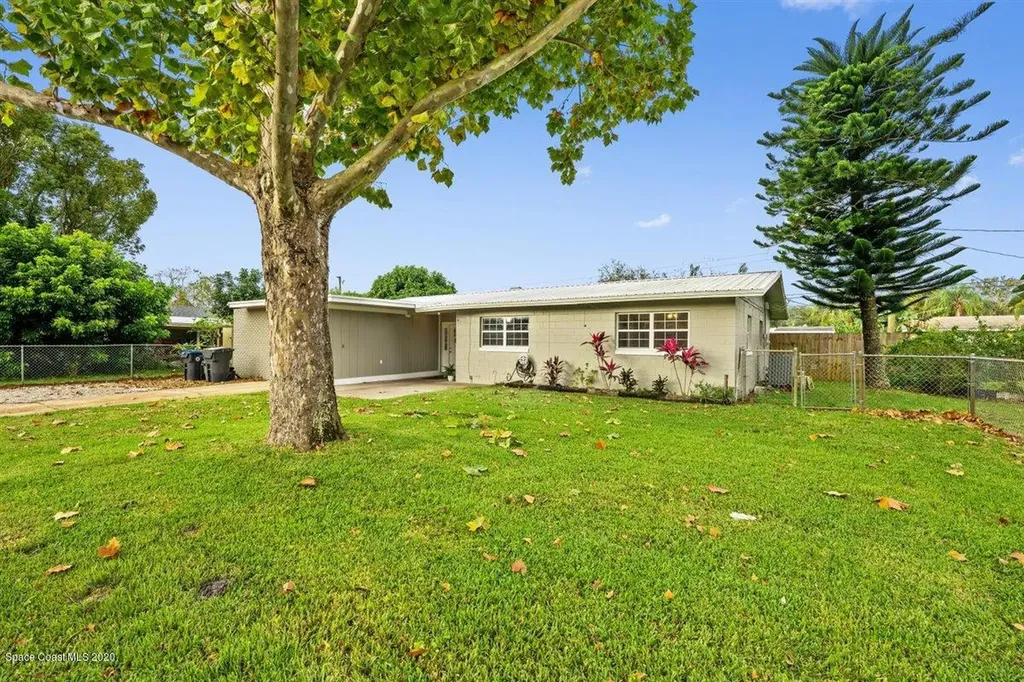 1120 Carol Avenue Titusville FL 32780
