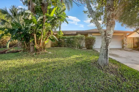890 Douglas Street SE Palm Bay FL 32909