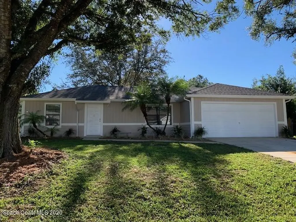 1034 Utah Street SE Palm Bay FL 32909