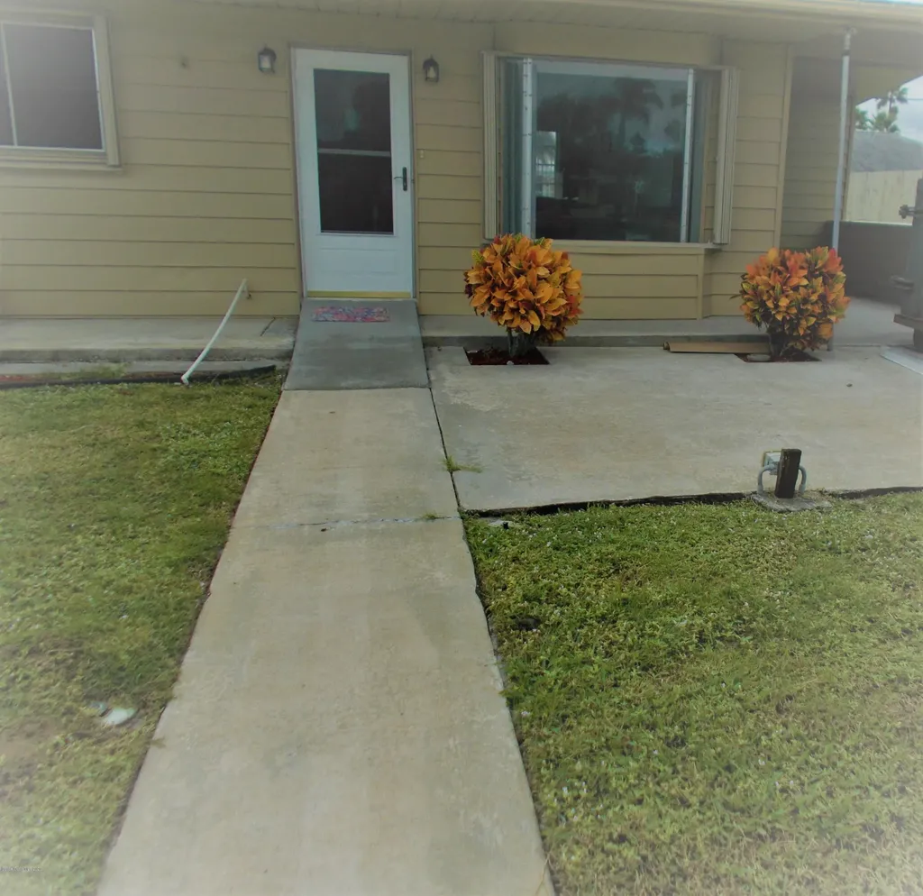2382 Port Malabar Boulevard NE Palm Bay FL 32905
