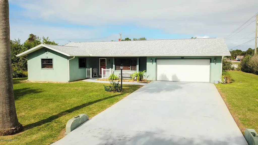 1699 Wainwright Street SE Palm Bay FL 32909