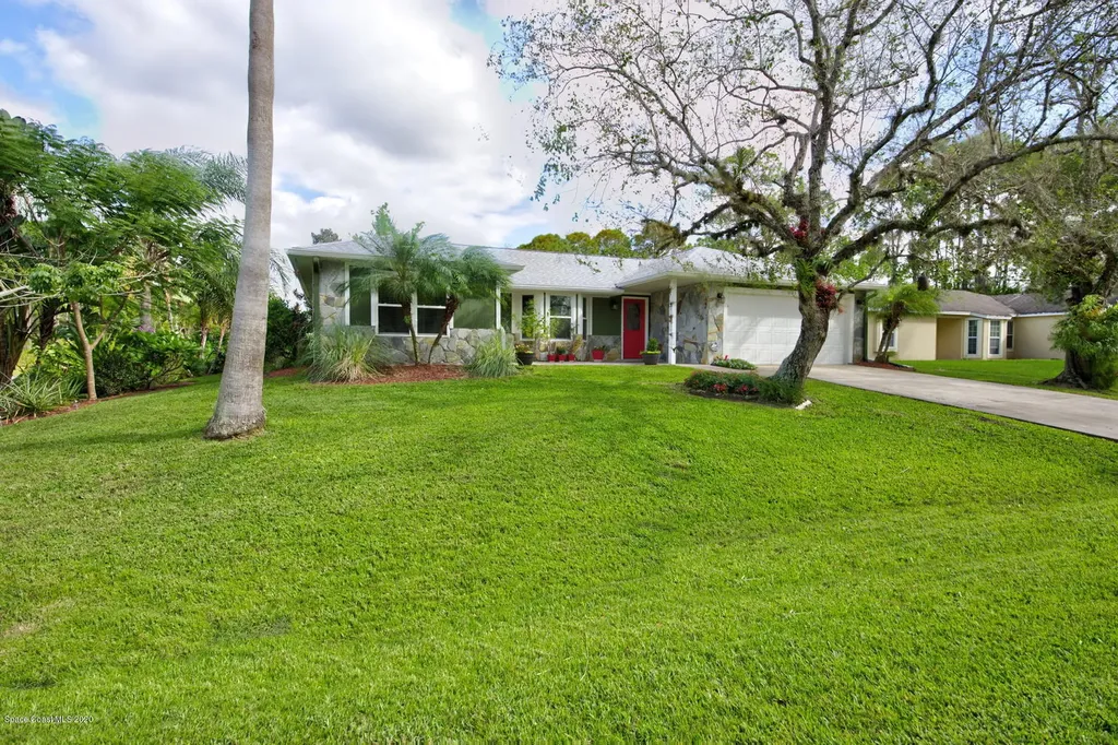 801 Dalhart Avenue SW Palm Bay FL 32908