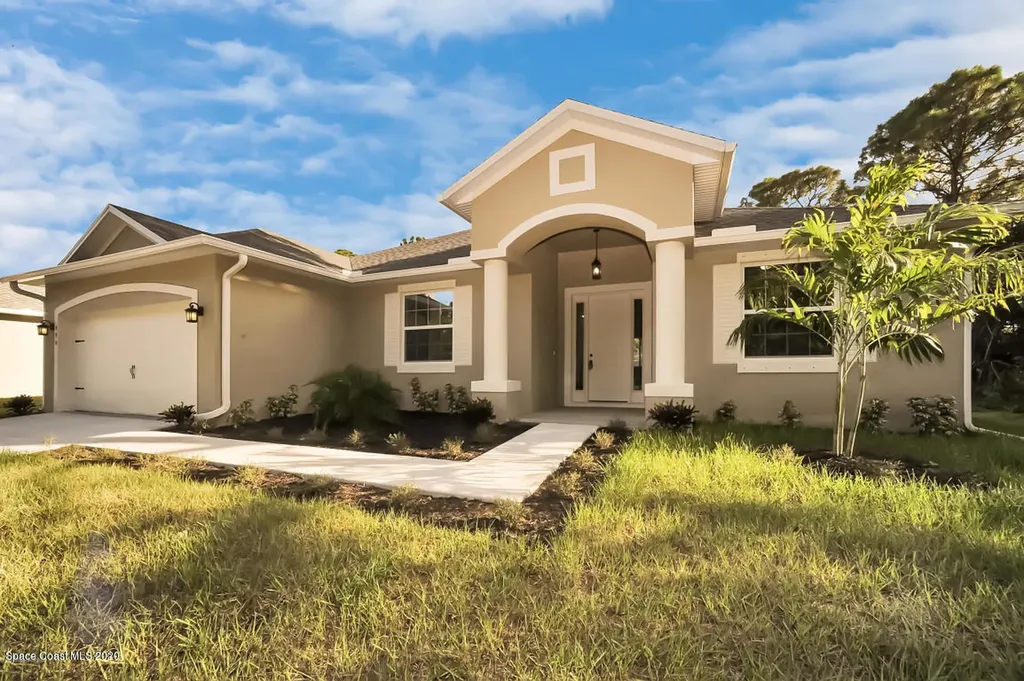 903 Sally Street SE Palm Bay FL 32909