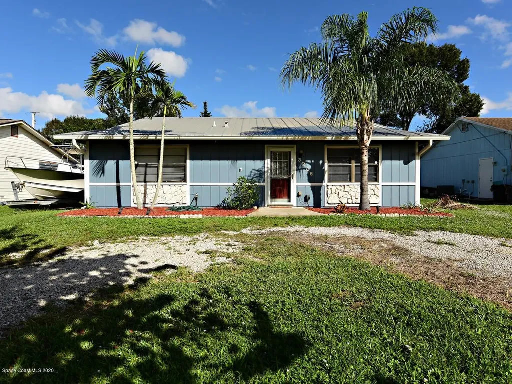 3266 3rd Street Vero Beach FL 32968