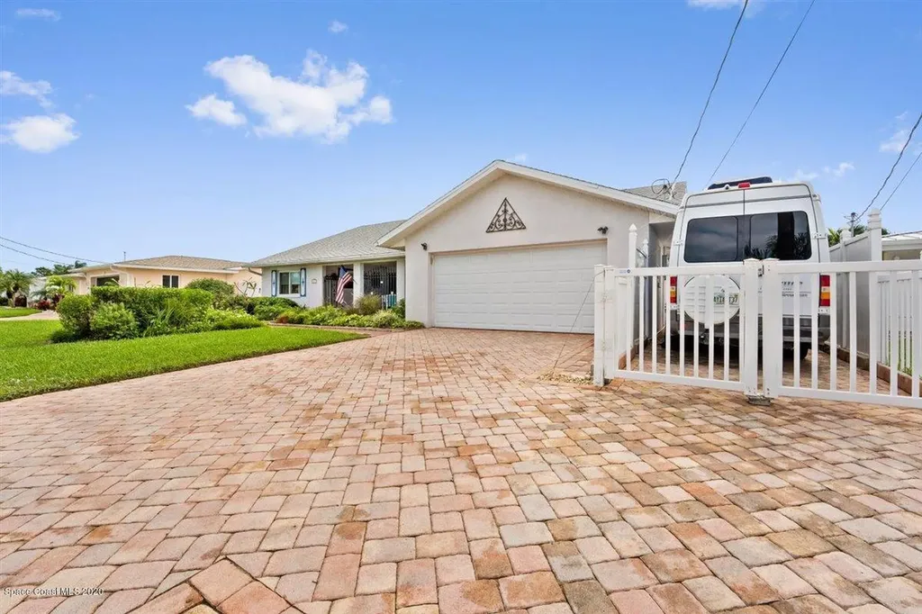 474 Skylark Boulevard Satellite Beach FL 32937