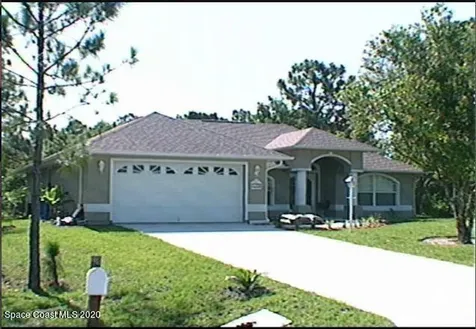 1174 Laconia Street Sebastian FL 32958