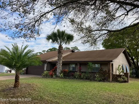 883 Isar Avenue NW Palm Bay FL 32907
