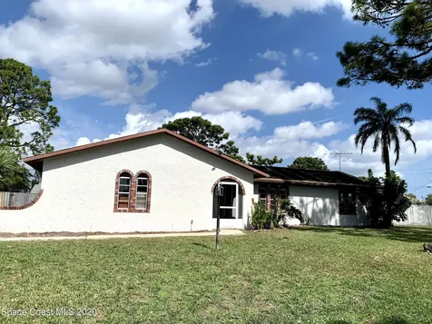 913 Coquina Street SE Palm Bay FL 32909