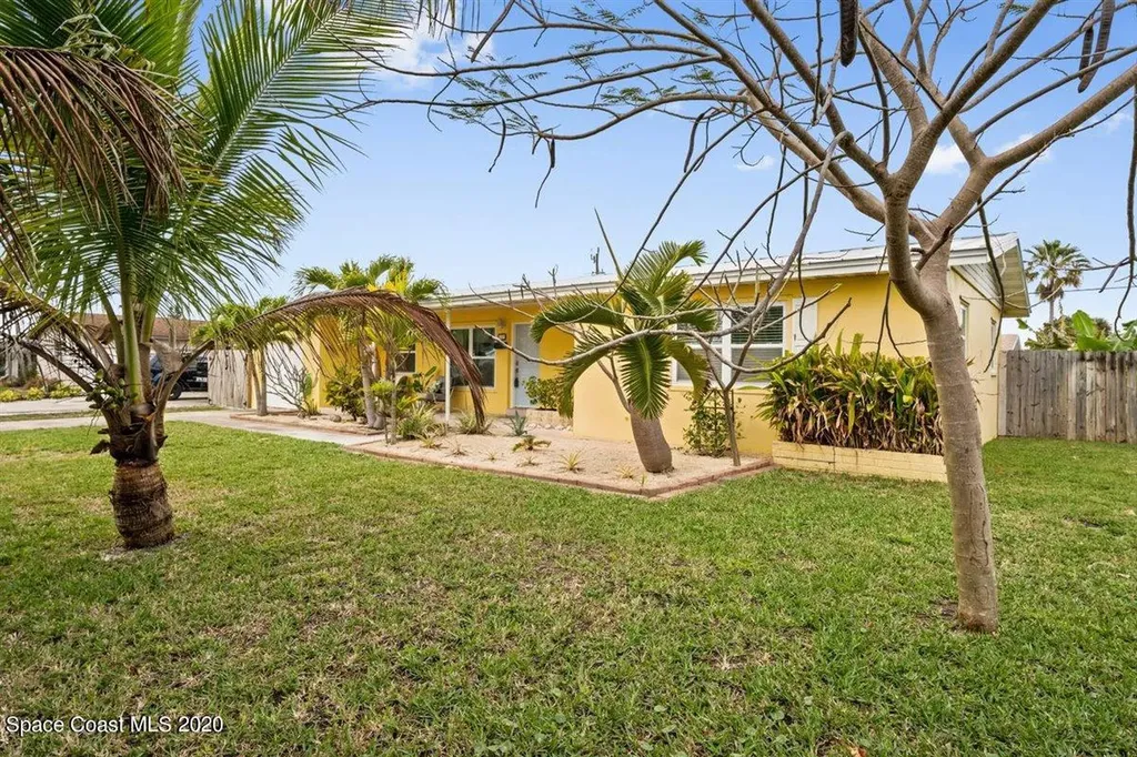 207 NE 2nd Street Satellite Beach FL 32937