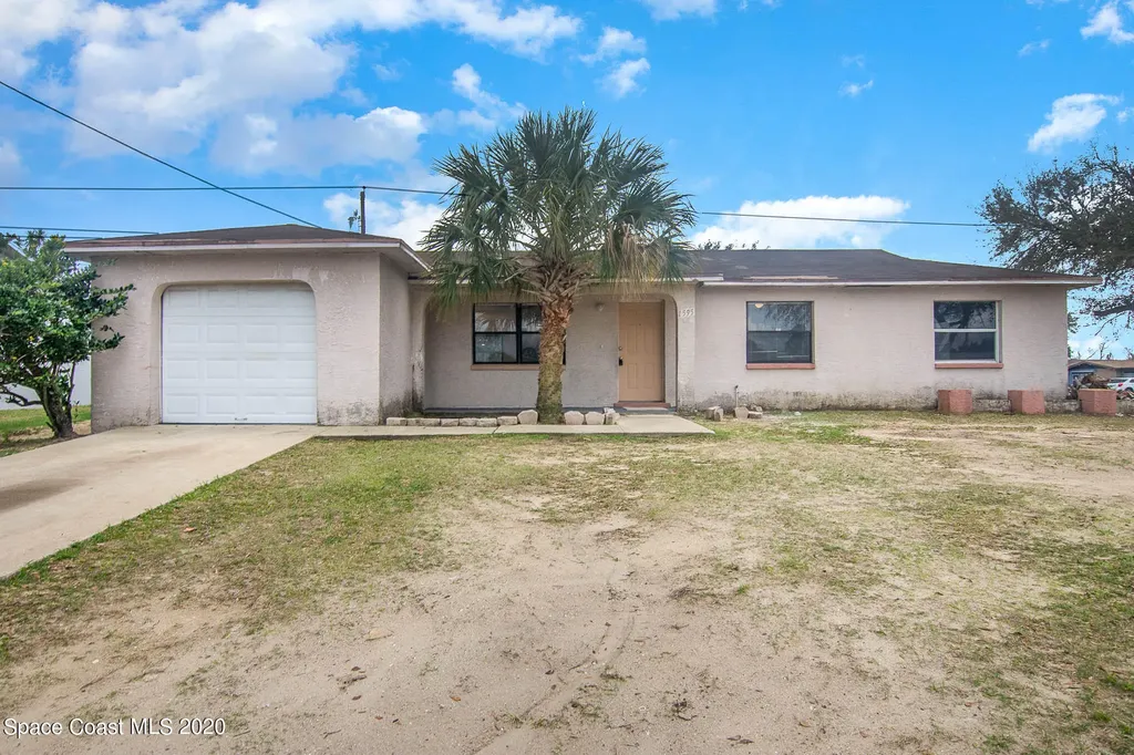 1595 Country Club Boulevard Titusville FL 32780