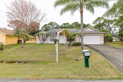 888 Happiness Avenue SW Palm Bay FL 32908