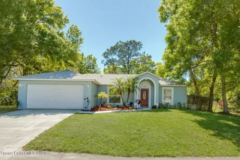 966 Salina Street SE Palm Bay FL 32909
