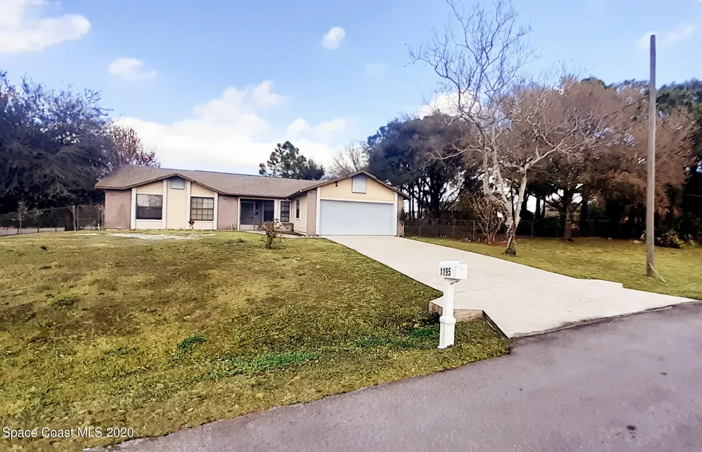 1195 Flower Street NW Palm Bay FL 32907