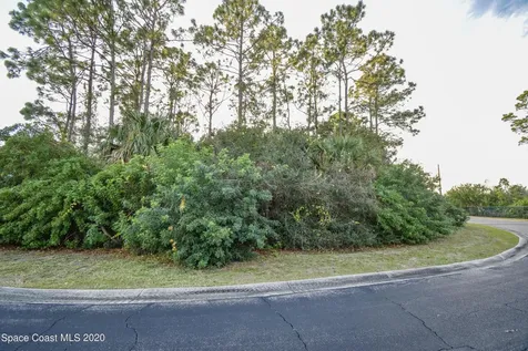 2671 Sussana Lane Titusville FL 32780