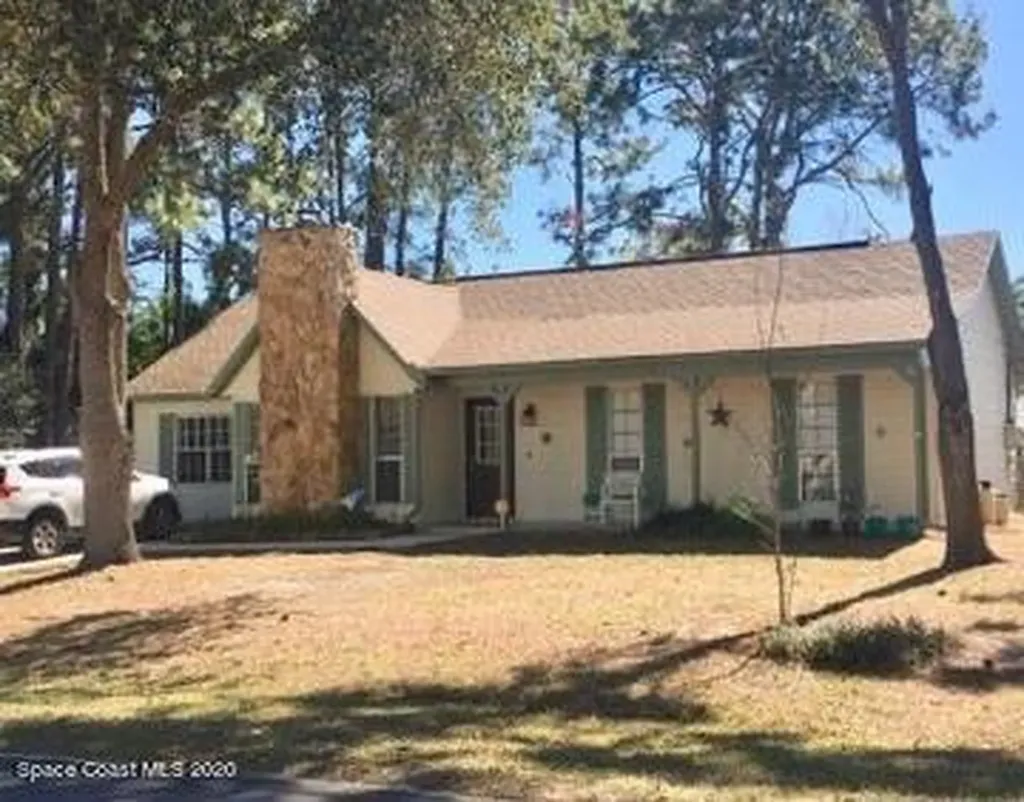 1222 Helliwell Street NW Palm Bay FL 32907