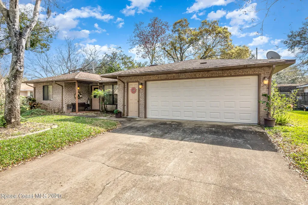 1725 S Eden Circle Titusville FL 32796