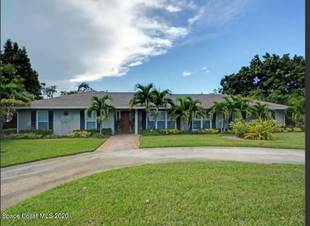 445 9th Drive Vero Beach FL 32962
