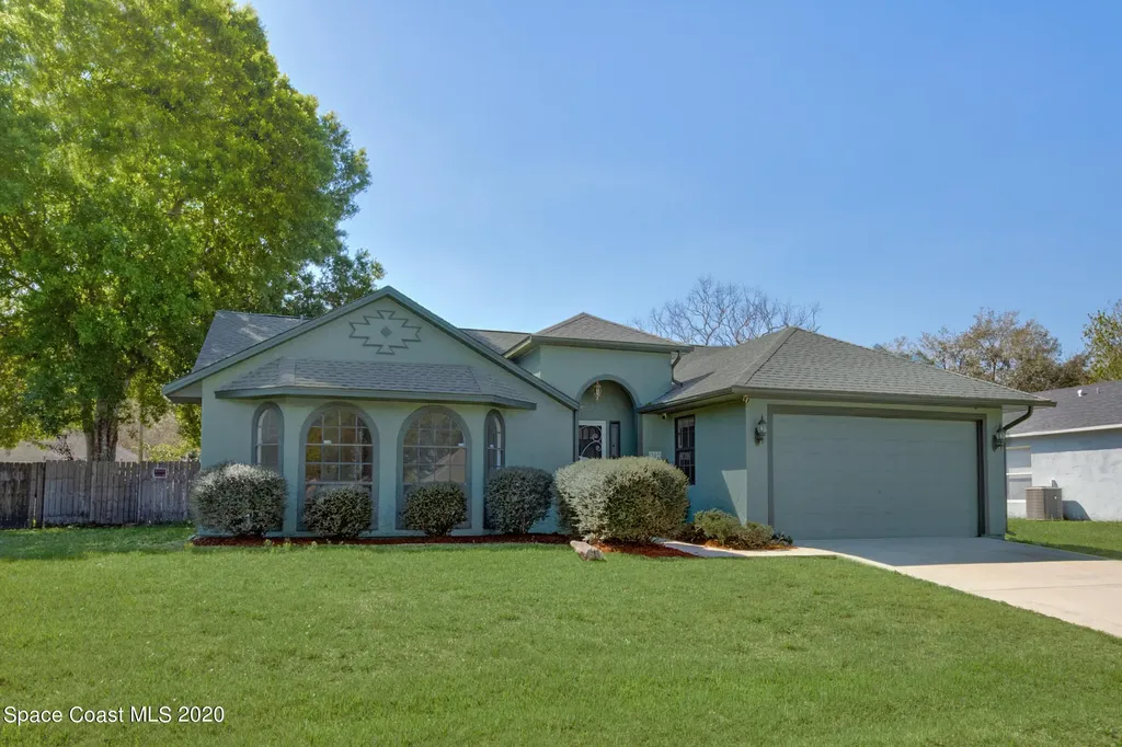 302 Stendal Road NW Palm Bay FL 32907
