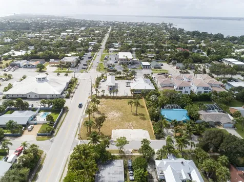 902 Oak Street Melbourne Beach FL 32951