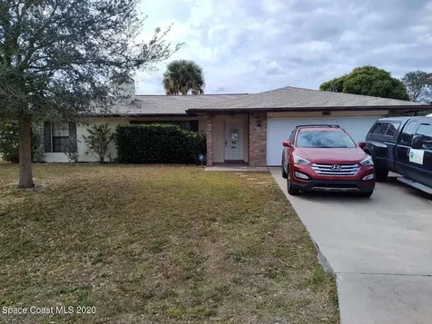 880 Cayuga Avenue NE Palm Bay FL 32905