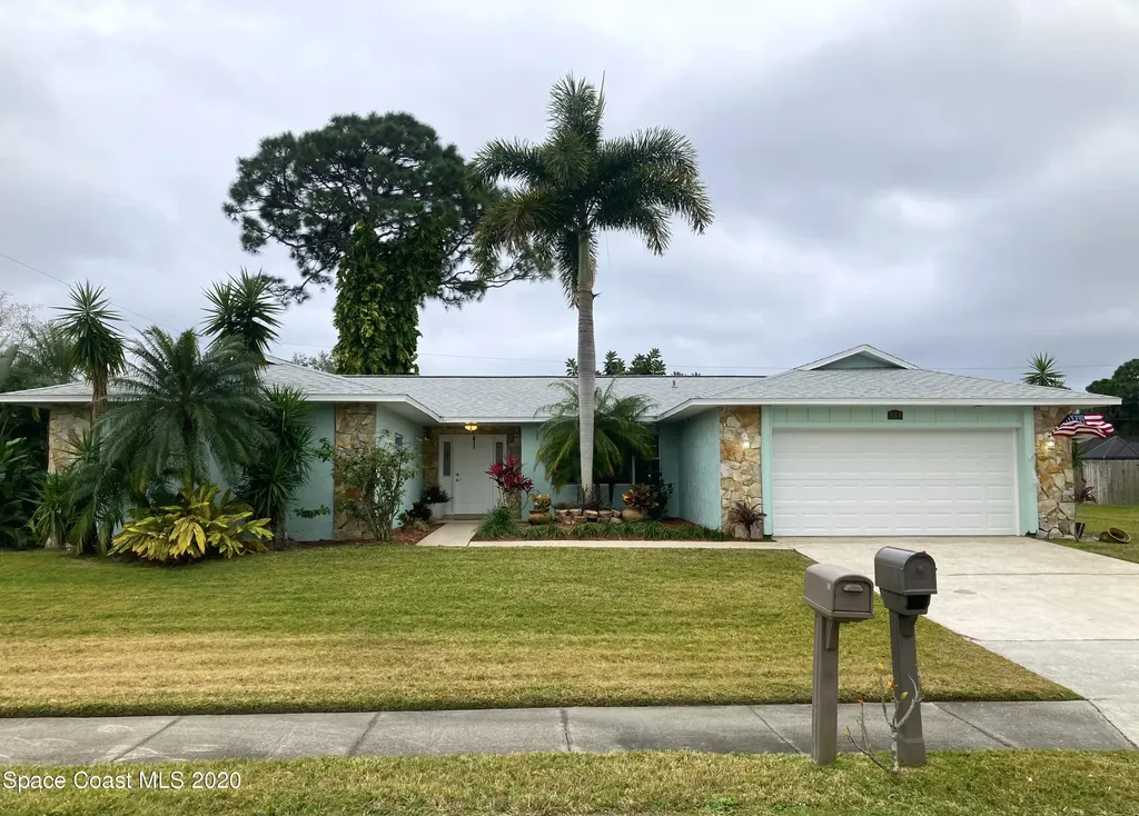 384 Pepper Street NE Palm Bay FL 32907