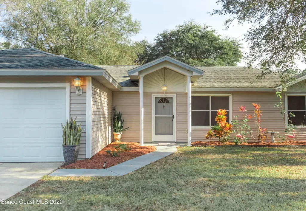 1106 Maverick Street NW Palm Bay FL 32907