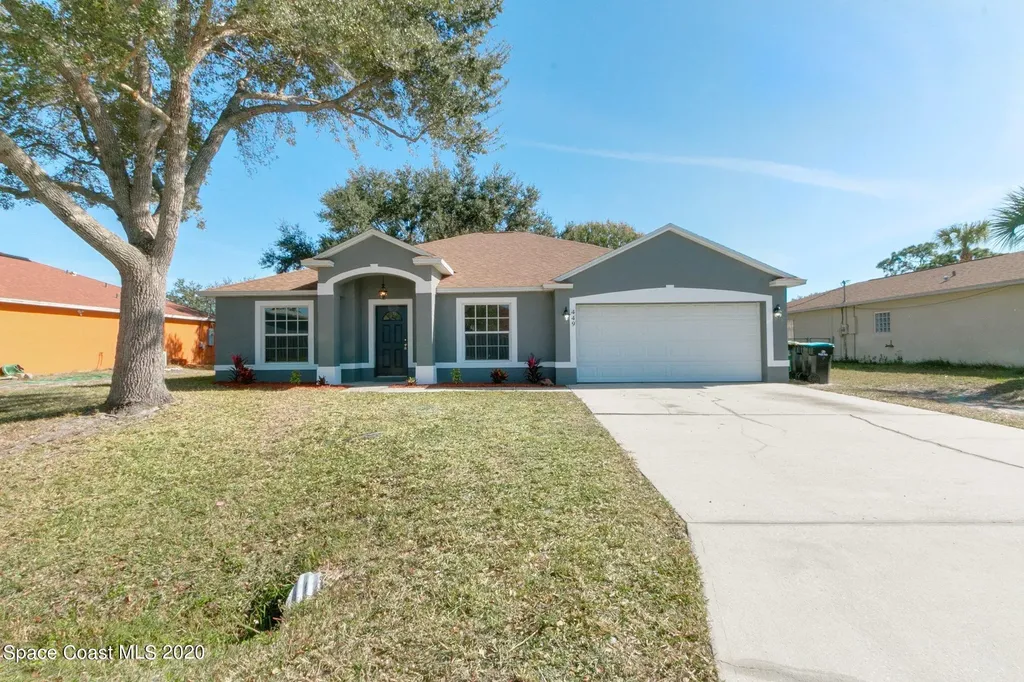 449 Del Alto Avenue NE Palm Bay FL 32907