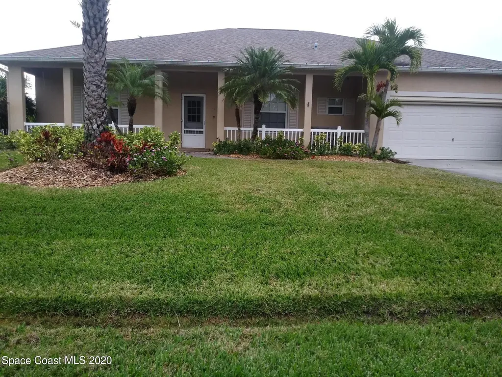 371 Cocoa Street SE Palm Bay FL 32909