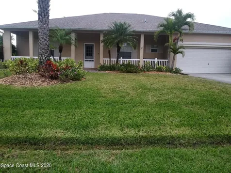 371 Cocoa Street SE Palm Bay FL 32909