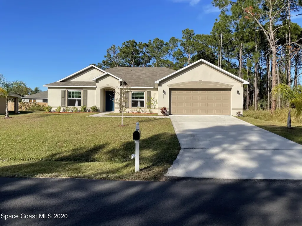 639 Coconut Street SE Palm Bay FL 32909