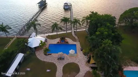 965 Oak Street Merritt Island FL 32953