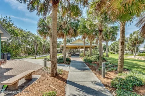 517 Mcguire Boulevard Indian Harbour Beach FL 32937