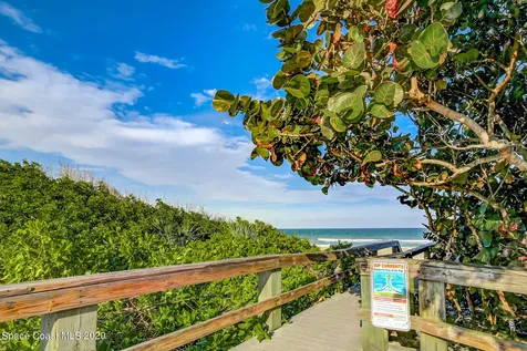 517 Mcguire Boulevard Indian Harbour Beach FL 32937